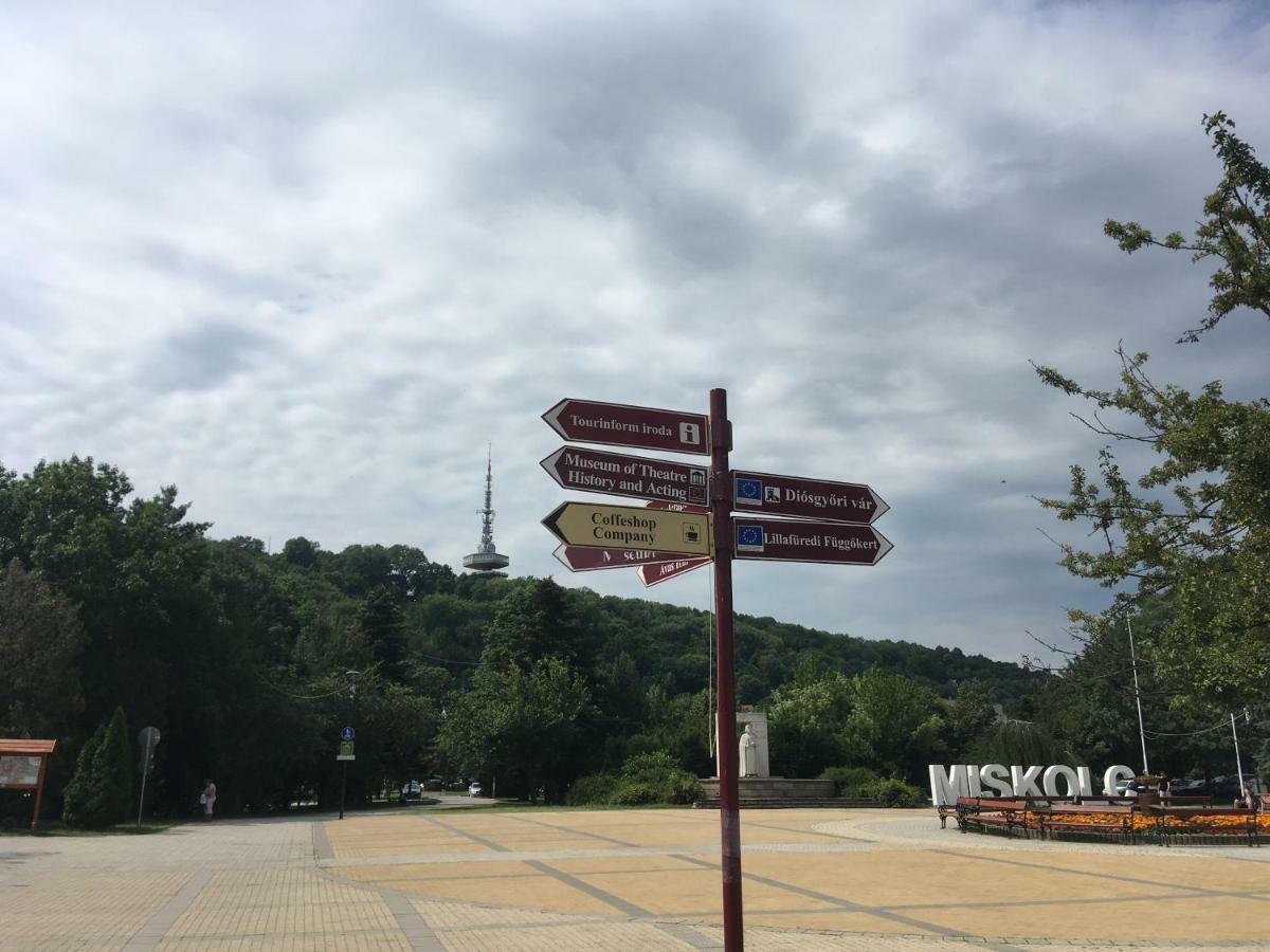 Mse Apartman Miskolc Kültér fotó